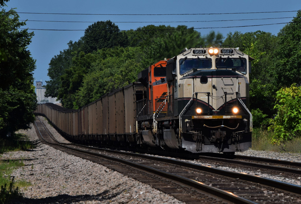 BNSF 9687 South